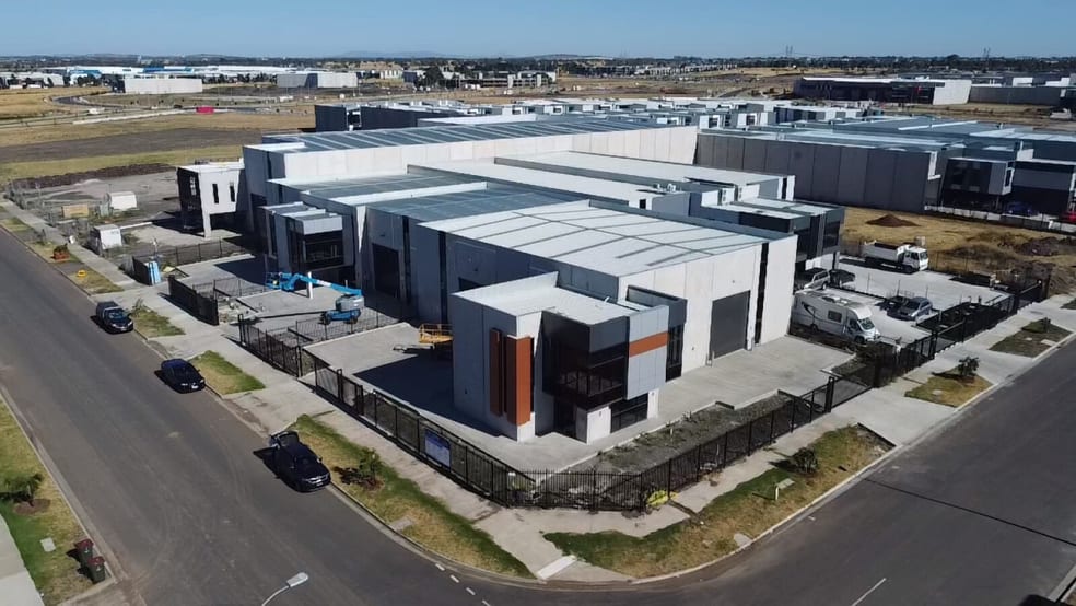Click to view all images 1 Trafalgar Road Epping VIC 3076 - Image 1