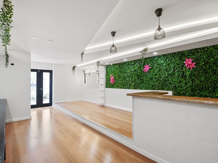 Click to view all images 304 Palmer Street Darlinghurst NSW 2010 - Image 3