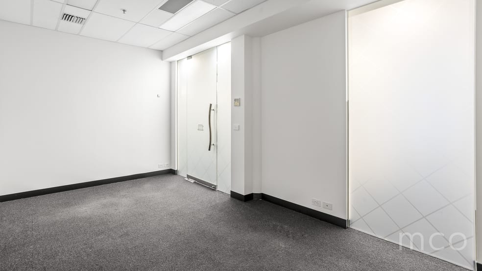 Click to view all images Suite 1419/1 Queens Road Melbourne VIC 3004 - Image 1