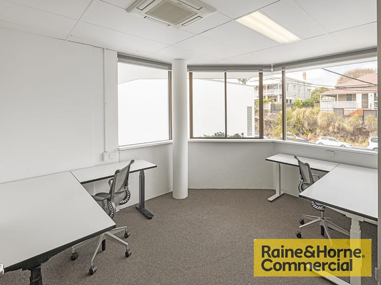 Click to view all images 1/236 Arthur Street Teneriffe QLD 4005 - Image 3