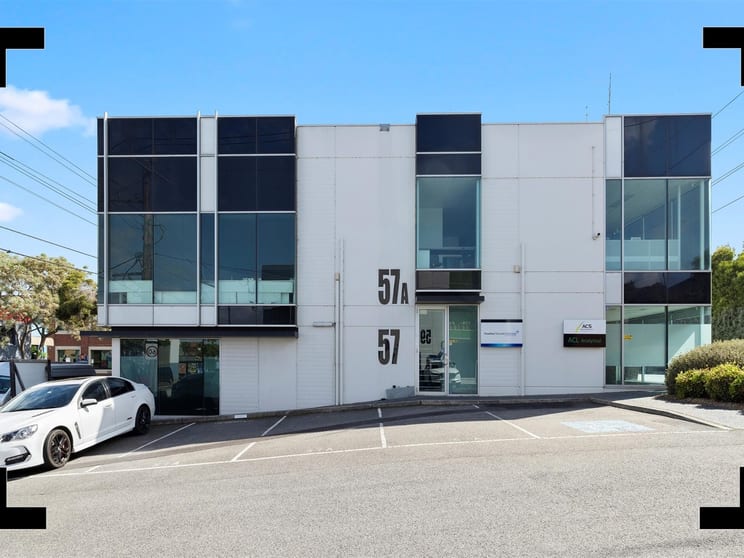 Click to view all images 57 Stubbs Street Kensington VIC 3031 - Image 1