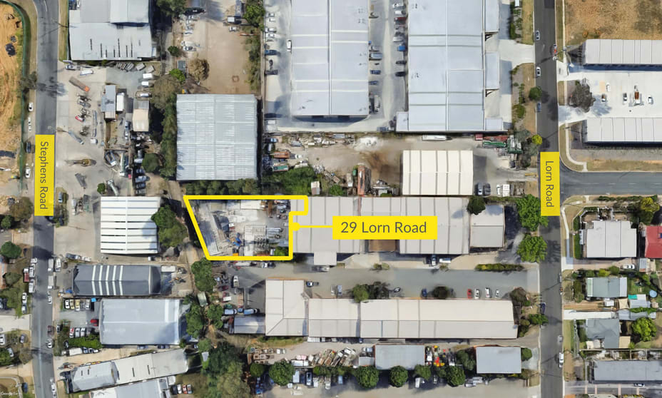 Click to view all images 29 Lorn Road Queanbeyan NSW 2620 - Image 2