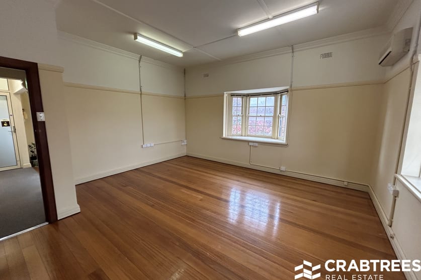 Click to view all images 5.1/1 Palmerston Grove Oakleigh VIC 3166 - Image 3