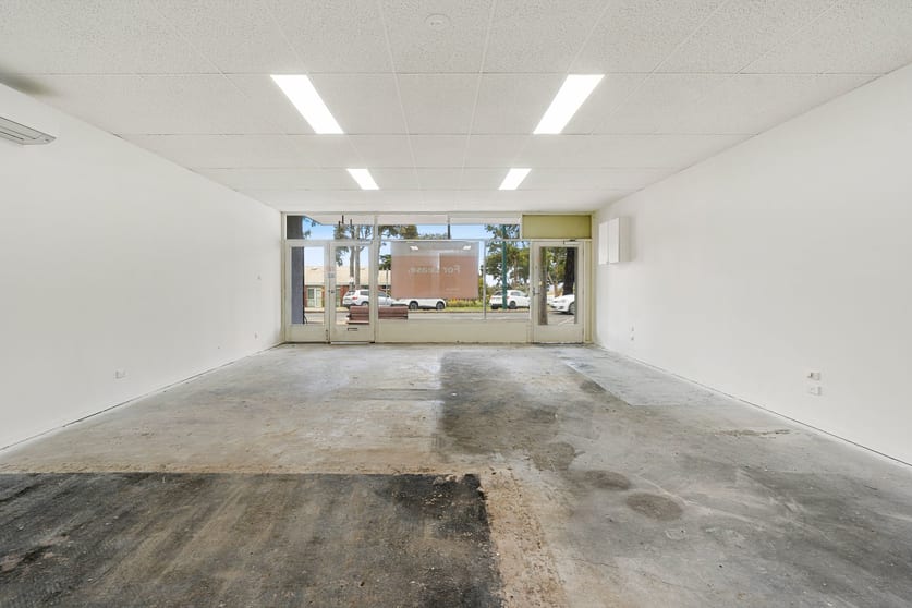 Click to view all images 82 Newcombe Street Portarlington VIC 3223 - Image 3