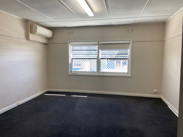 Click to view all images 2/30 The Boulevarde Toronto NSW 2283 - Image 3