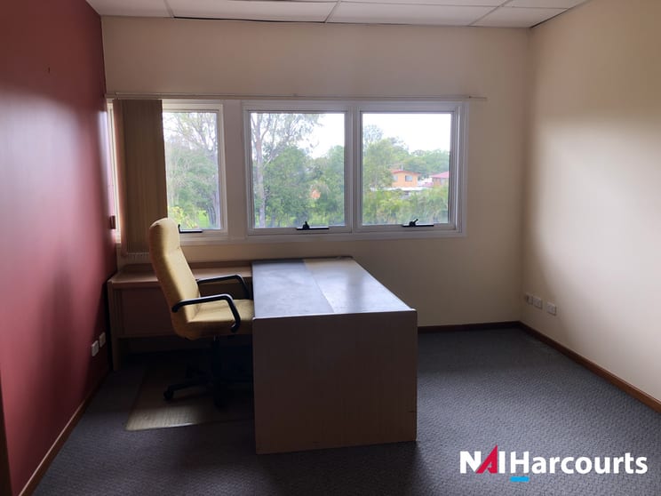 Click to view all images 5/427 Gympie Road Strathpine QLD 4500 - Image 2