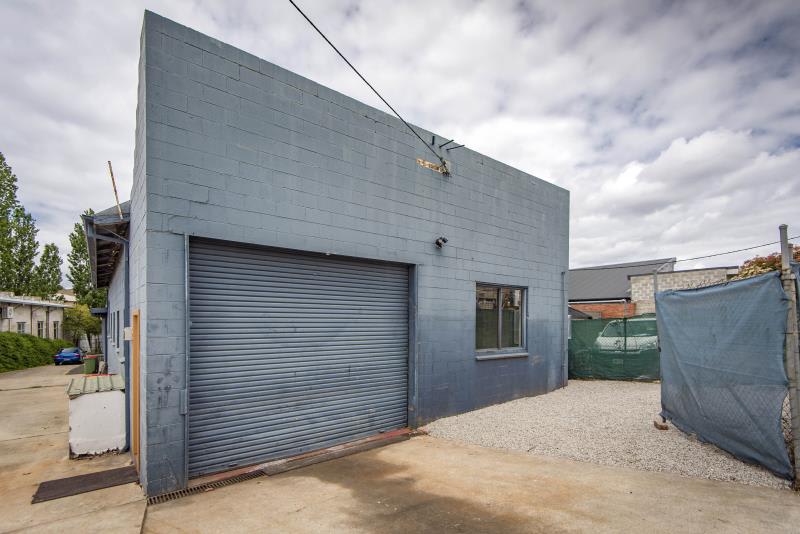 Ground  Unit 1/18 Stephens Road Crestwood NSW 2620 - Image 1