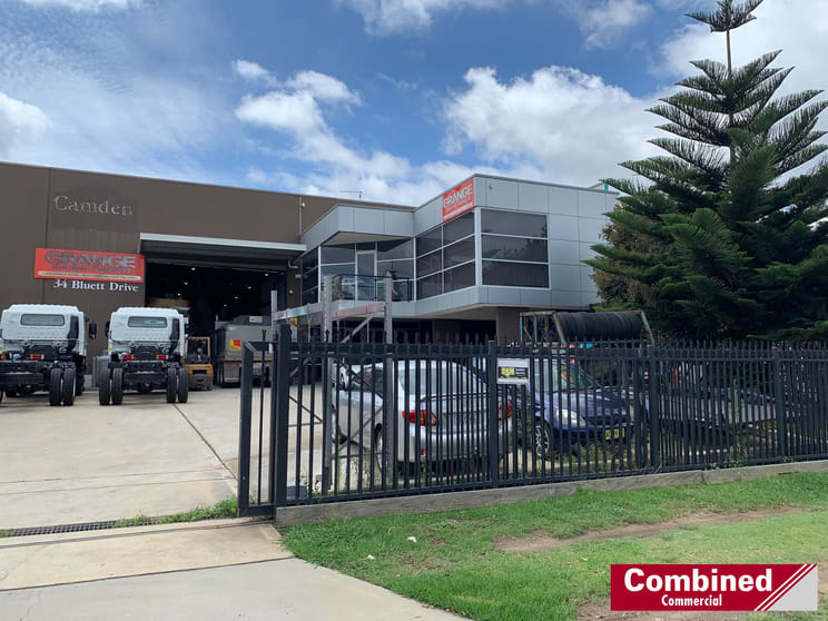 Click to view all images 2/34 Bluett Drive Smeaton Grange NSW 2567 - Image 2