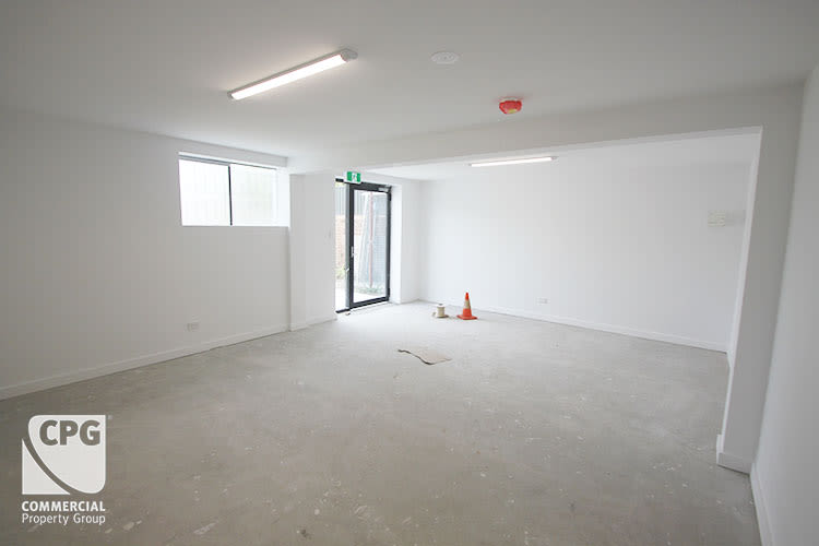Click to view all images 7/7 Eldon Avenue Georges Hall NSW 2198 - Image 2