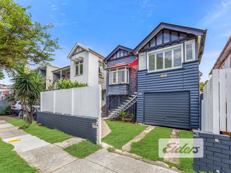 Click to view all images 897 Brunswick Street New Farm QLD 4005 - Image 1