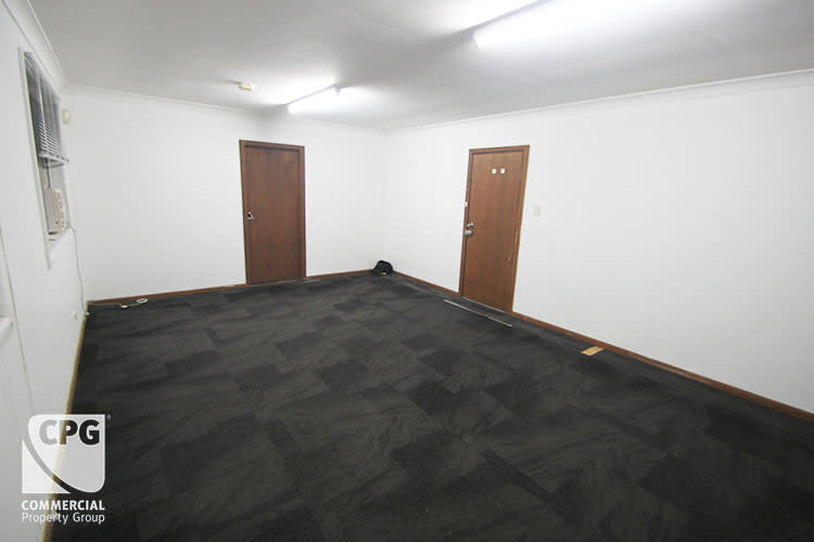 Click to view all images Suite 3/328 Kingsgrove Road Kingsgrove NSW 2208 - Image 3