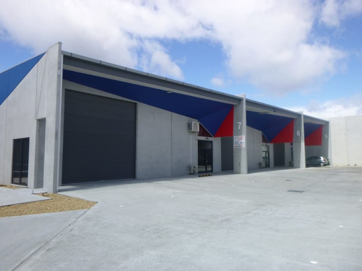 Click to view all images Unit 6/6 Kyeema Place Cambridge TAS 7170 - Image 2