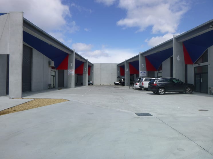Click to view all images Unit 6/6 Kyeema Place Cambridge TAS 7170 - Image 3