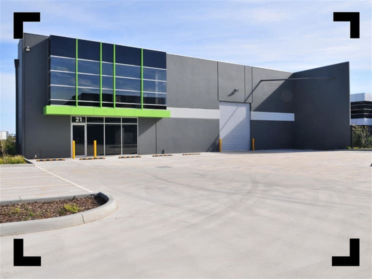 Click to view all images 21/59 Paraweena Drive Truganina VIC 3029 - Image 1