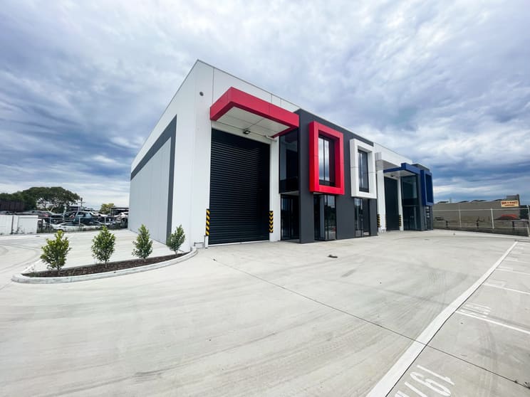 Click to view all images 197B Cheltenham Road Keysborough VIC 3173 - Image 3