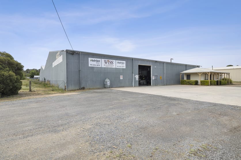 Click to view all images 30-36 Grano Street Ararat VIC 3377 - Image 3