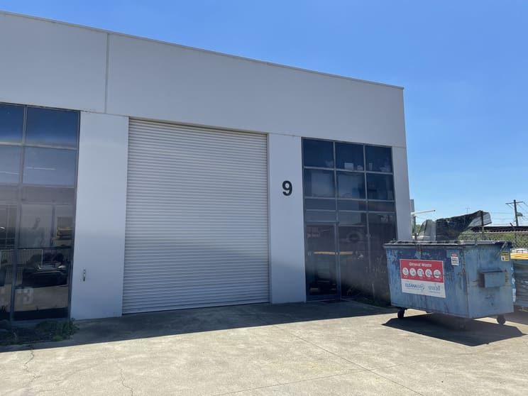Click to view all images 9/26-28 Christensen Street Cheltenham VIC 3192 - Image 1