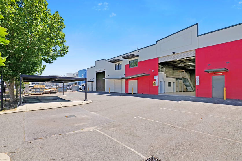 Click to view all images 39 Tacoma Circuit Canning Vale WA 6155 - Image 1