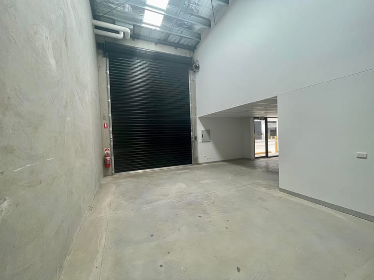 Click to view all images 44/2 Fastline Road Truganina VIC 3029 - Image 3