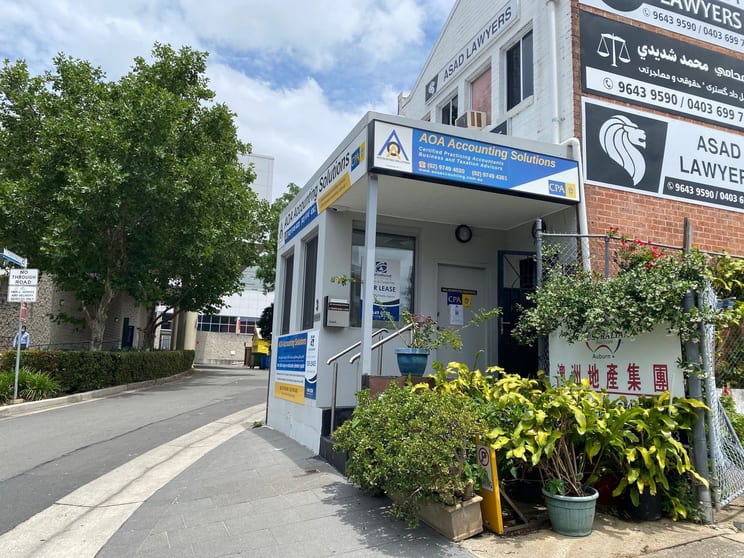 Click to view all images 3 Town Hall Lane Auburn NSW 2144 - Image 2