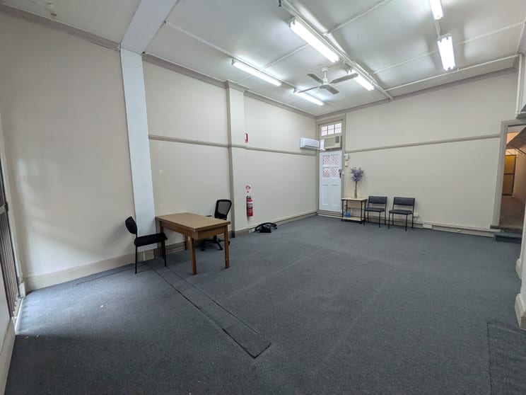 Click to view all images Suite 3/372 Anzac Parade Kingsford NSW 2032 - Image 3
