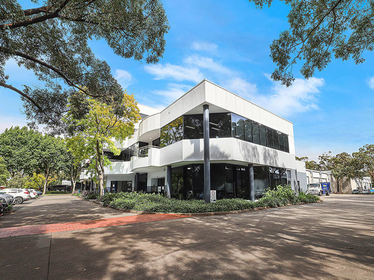 Click to view all images 12 Lord Street Botany NSW 2019 - Image 2