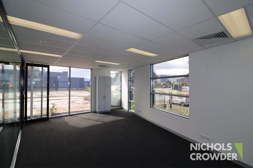 Click to view all images 17 Yazaki Way Carrum Downs VIC 3201 - Image 2