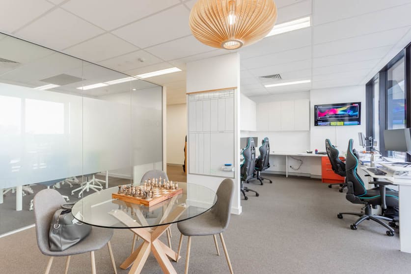 Click to view all images 2.22/2-8 Brookhollow Avenue Norwest NSW 2153 - Image 2