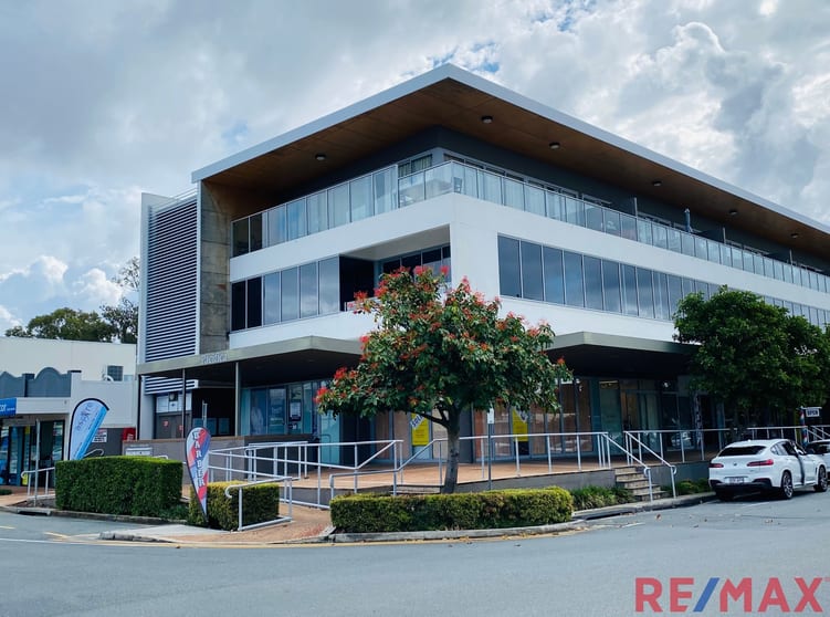 Click to view all images 103A/14 Bruce Avenue Paradise Point QLD 4216 - Image 1