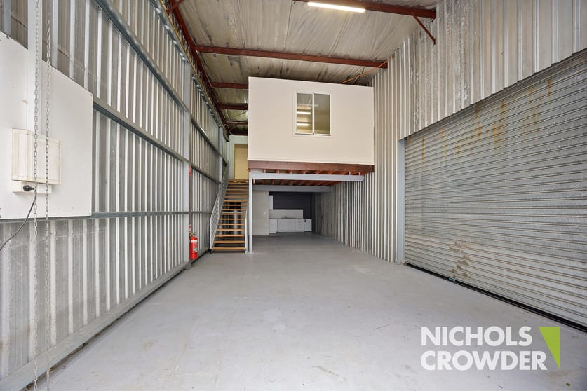 Click to view all images 1A/320 Reserve Road Cheltenham VIC 3192 - Image 3