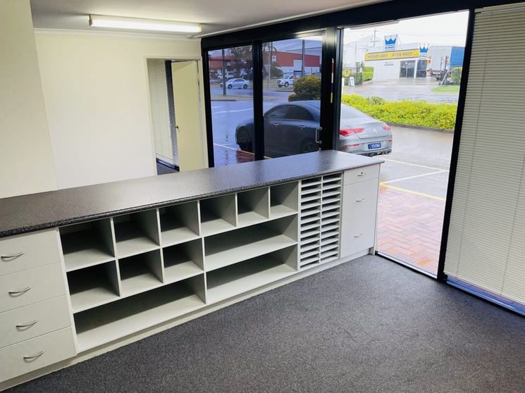 Click to view all images 7/12 Nissen Street Pialba QLD 4655 - Image 2