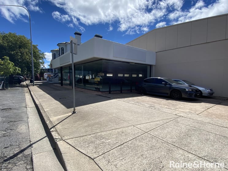 Click to view all images 180 Anson Street Orange NSW 2800 - Image 3