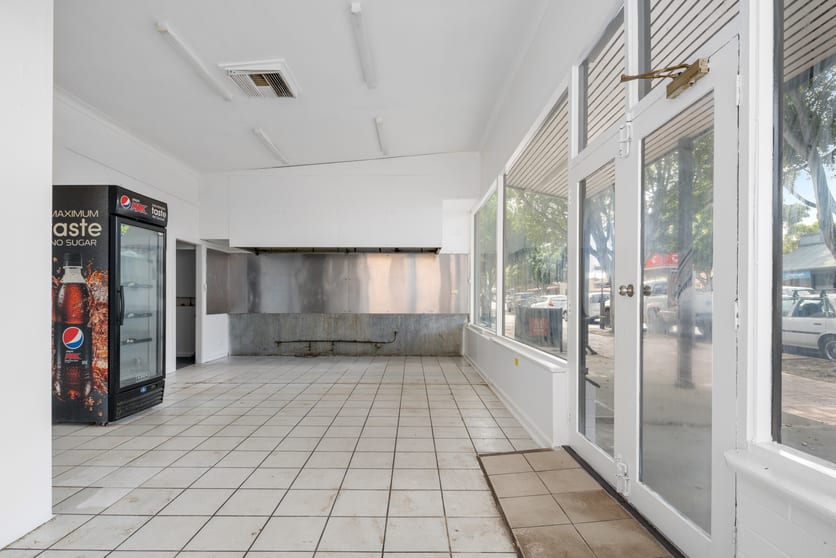 Click to view all images 19 Cadell St Goolwa SA 5214 - Image 2