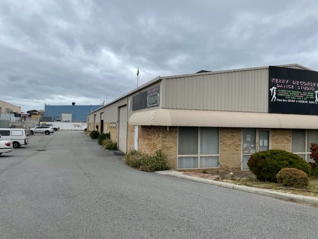 2/49 Dellamarta Road Wangara WA 6065 - Image 2