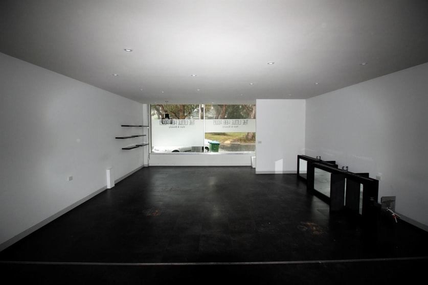 Click to view all images 2/11 OLD LILYDALE ROAD Ringwood East VIC 3135 - Image 3