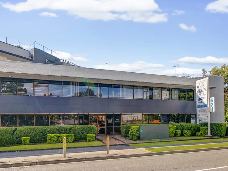 Click to view all images 9/621 Coronation Drive Toowong QLD 4066 - Image 2