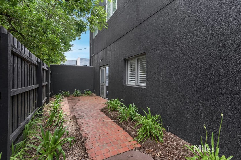 Click to view all images 86-88 Charles Street Kew VIC 3101 - Image 3