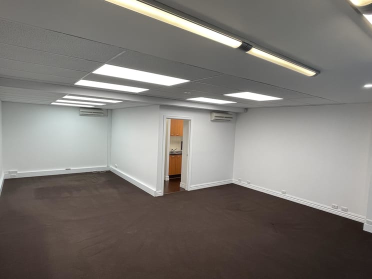 Click to view all images 7 Sandilands Street South Melbourne VIC 3205 - Image 1