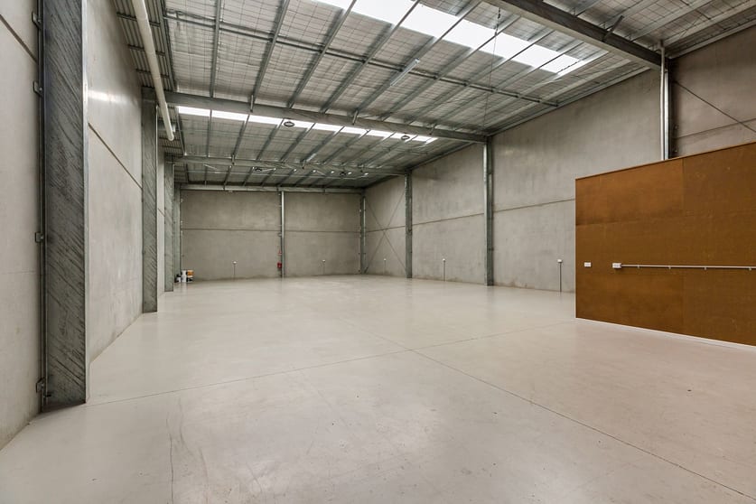 Click to view all images 92 Rowena Street East Bendigo VIC 3550 - Image 3