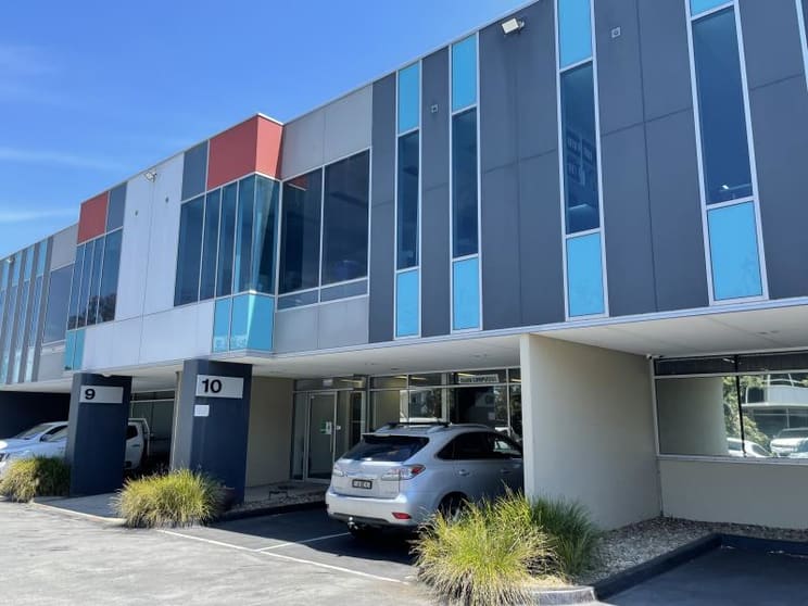 10 / 36 Sabre Dr Port Melbourne VIC 3207 - Image 1