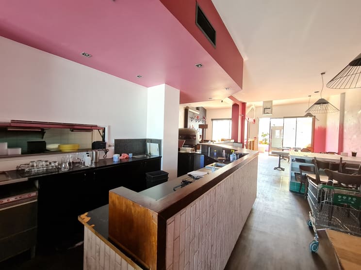 Click to view all images 9 Centreway Mordialloc VIC 3195 - Image 2