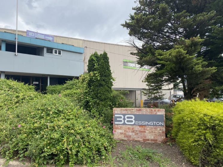 Click to view all images Level 1 Unit 4/38 Essington Street Mitchell ACT 2911 - Image 1