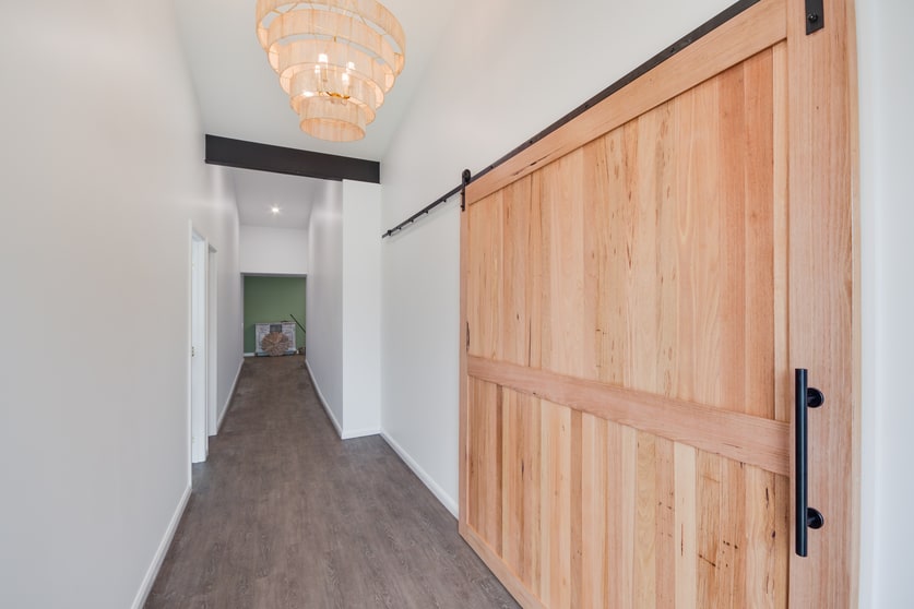 Click to view all images Suite 3/104-106 Russell Street Toowoomba City QLD 4350 - Image 3
