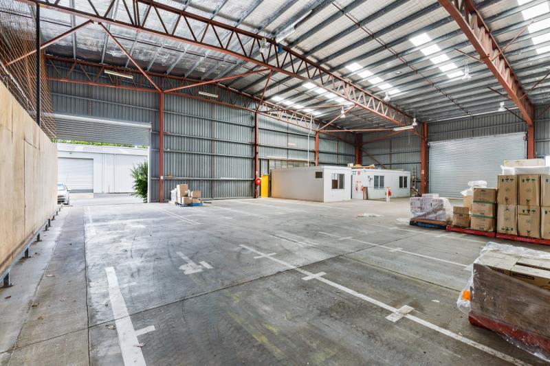 Click to view all images Whole of Property/57 Alexandra Street Park Avenue QLD 4701 - Image 3