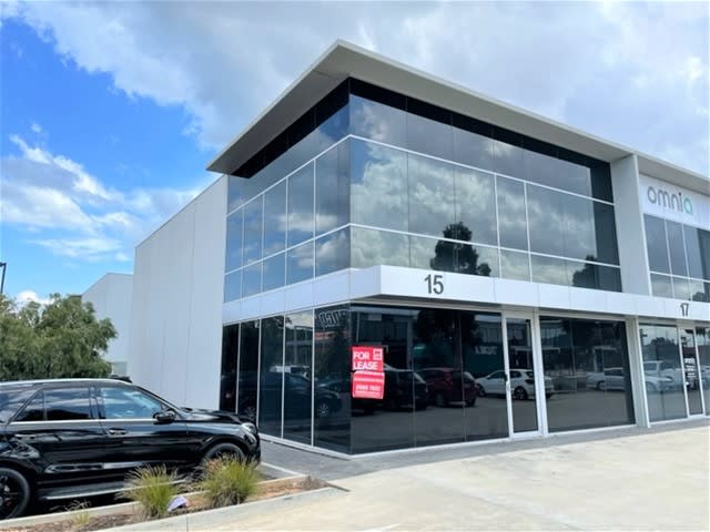 Click to view all images 15 Cabot Drive Altona North VIC 3025 - Image 1
