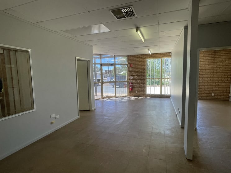 Click to view all images 1/2 Clements Way Boulder WA 6432 - Image 3