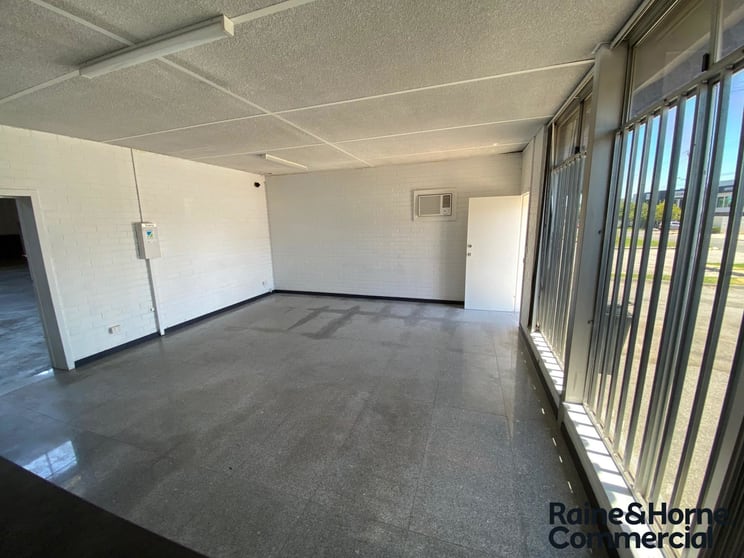 Click to view all images 1/26 Collingwood Street Osborne Park WA 6017 - Image 3