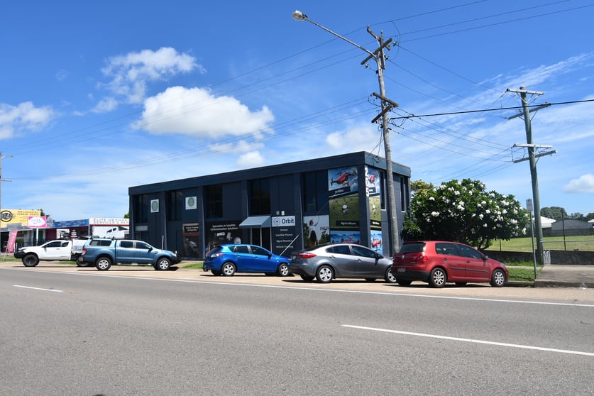 Click to view all images 3/205 Ingham Road West End QLD 4810 - Image 3