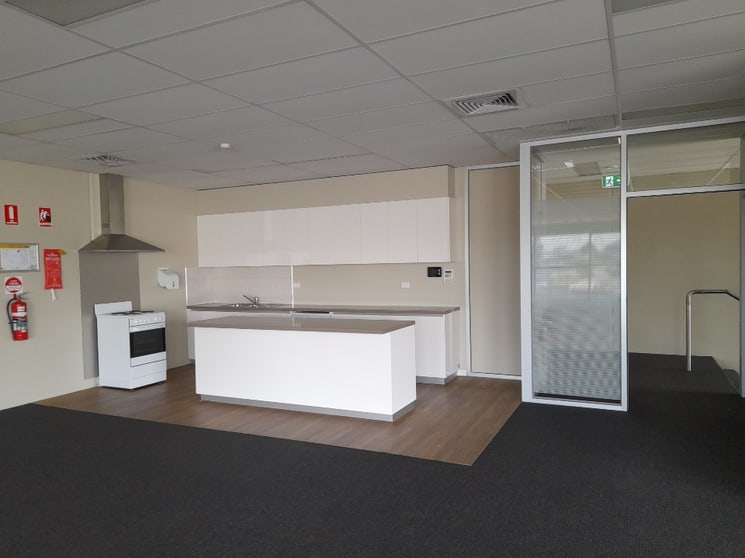 Click to view all images 1/149 Anderson Road Sunshine VIC 3020 - Image 2