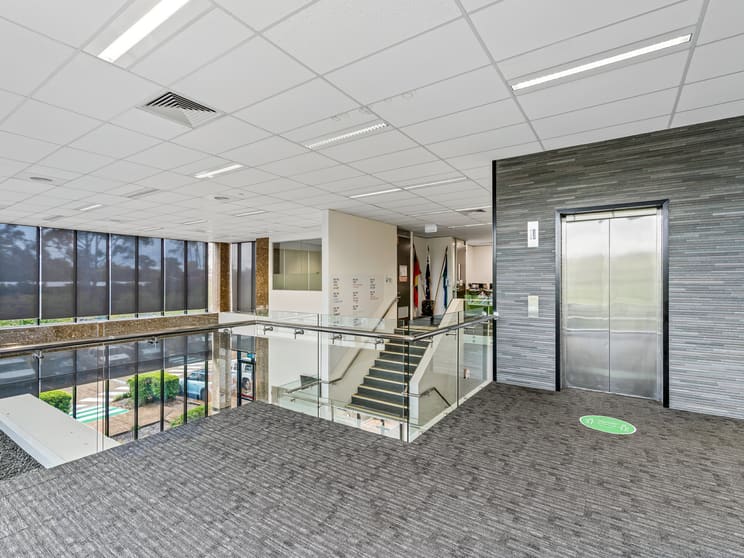 Click to view all images 1/1-31 Commercial Drive Shailer Park QLD 4128 - Image 2